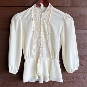Beautiful vintage blouse